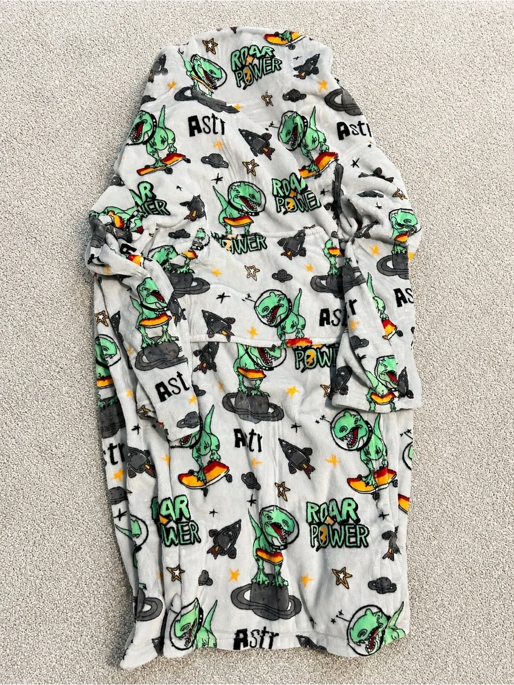 Kids Dinosaur Wearable Fleece Blanket with Sleeves - Gray/Green